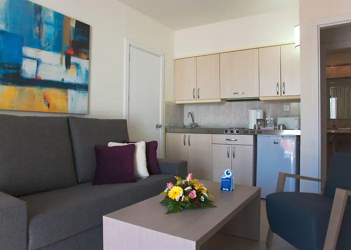 Relaxia Lanzasur Club - Aqualava Water Park Hotel