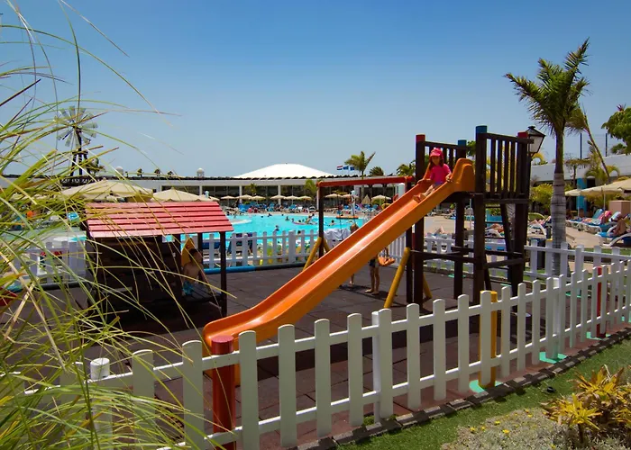 Relaxia Lanzasur Club - Aqualava Water Park Hotel 3*