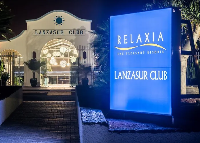 Relaxia Lanzasur Club - Aqualava Water Park Hotel