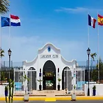 מלון Relaxia Lanzasur Club - Aqualava Water Park 3*