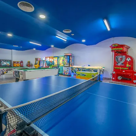 Relaxia Lanzasur Club - Aqualava Water Park מלון 3*