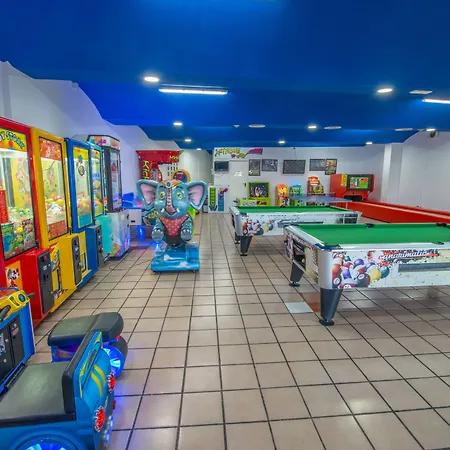 Relaxia Lanzasur Club - Aqualava Water Park מלון 3*