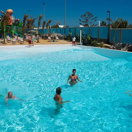 Szálloda Relaxia Lanzasur Club - Aqualava Water Park 3*
