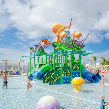 Szálloda Relaxia Lanzasur Club - Aqualava Water Park Playa Blanca