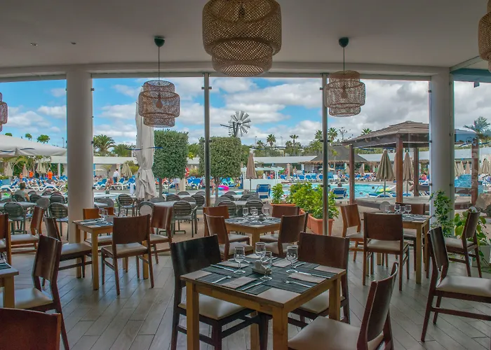 Relaxia Lanzasur Club - Aqualava Water Park Playa Blanca